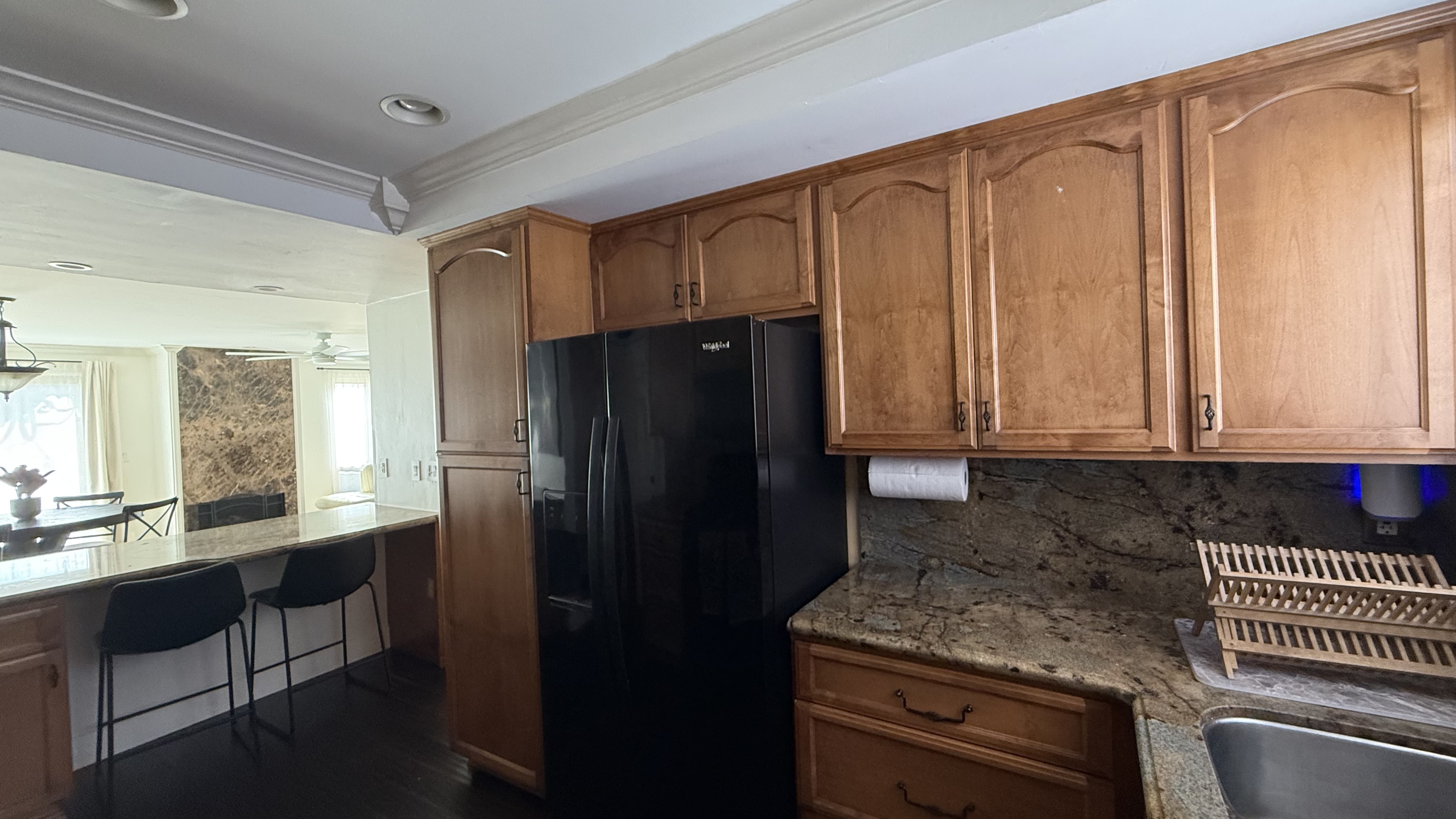 Charming 2BR Point Loma Townhome With Private Patio, Community Pool & Attached Garage - Photo 5