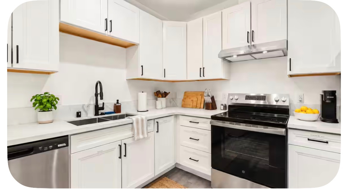 North Park, San Diego 2BR/2BA | Parking, W/D, A/C - Furnished & Move-In Ready - Photo 6