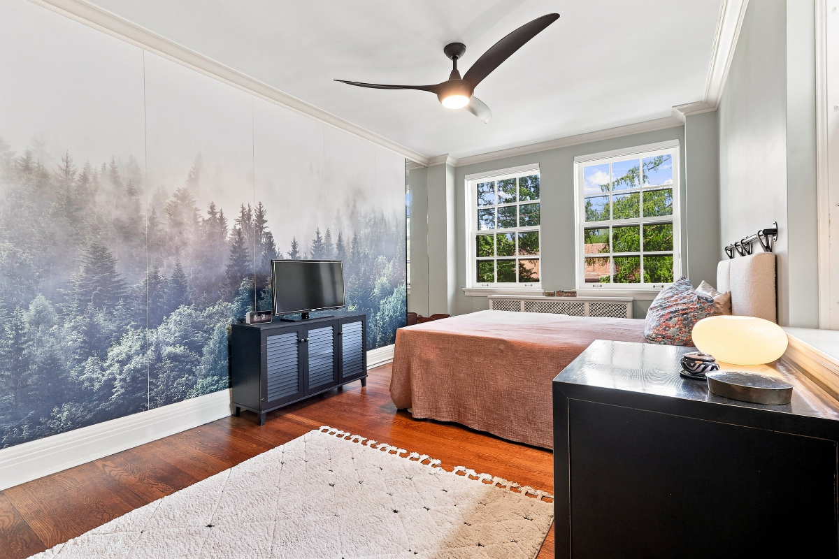 Luxury Furnished Executive Residence at Moreland Courts - Photo 12