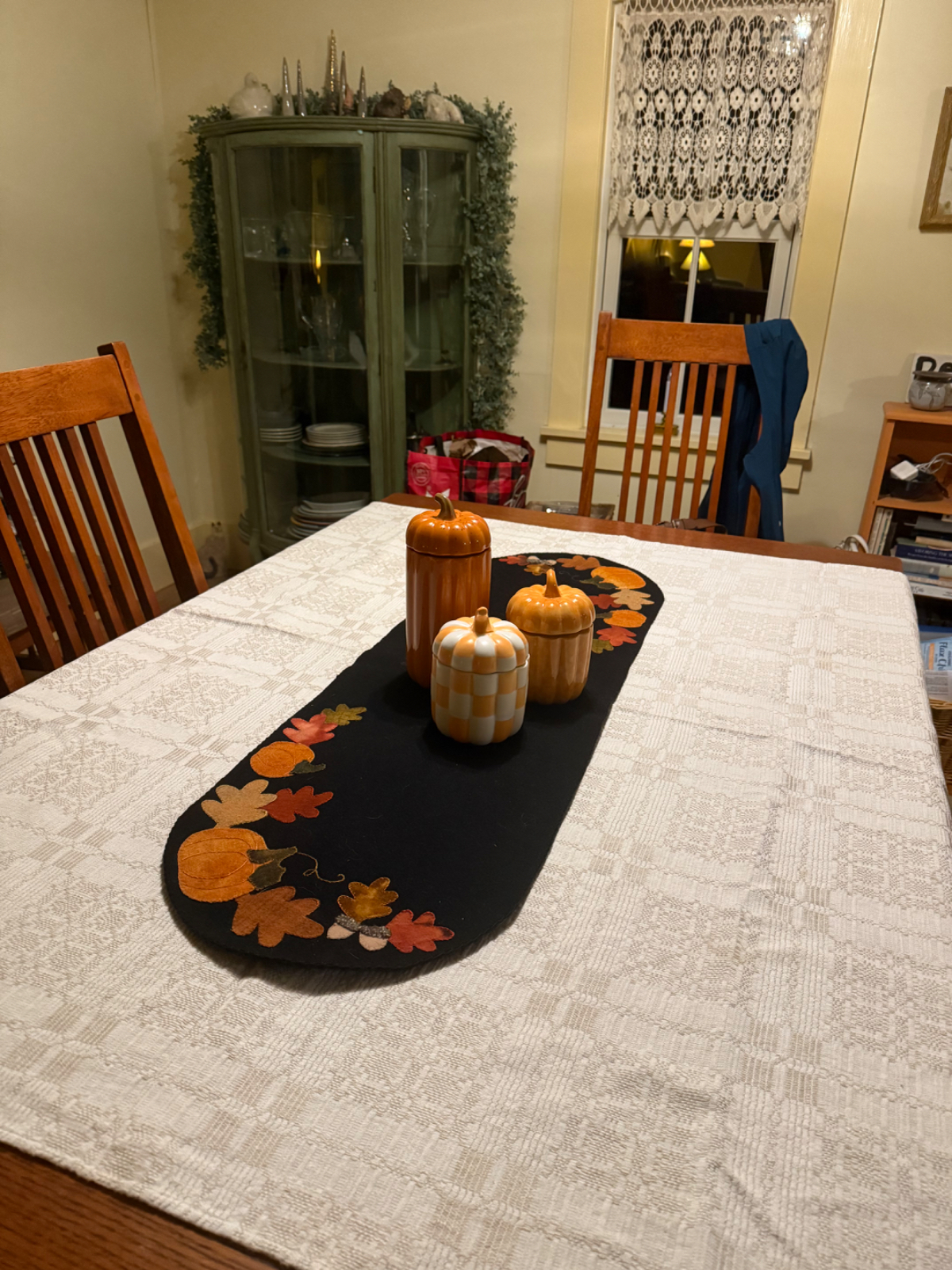 Charming 1797 Home ready to snuggle in . - Photo 3
