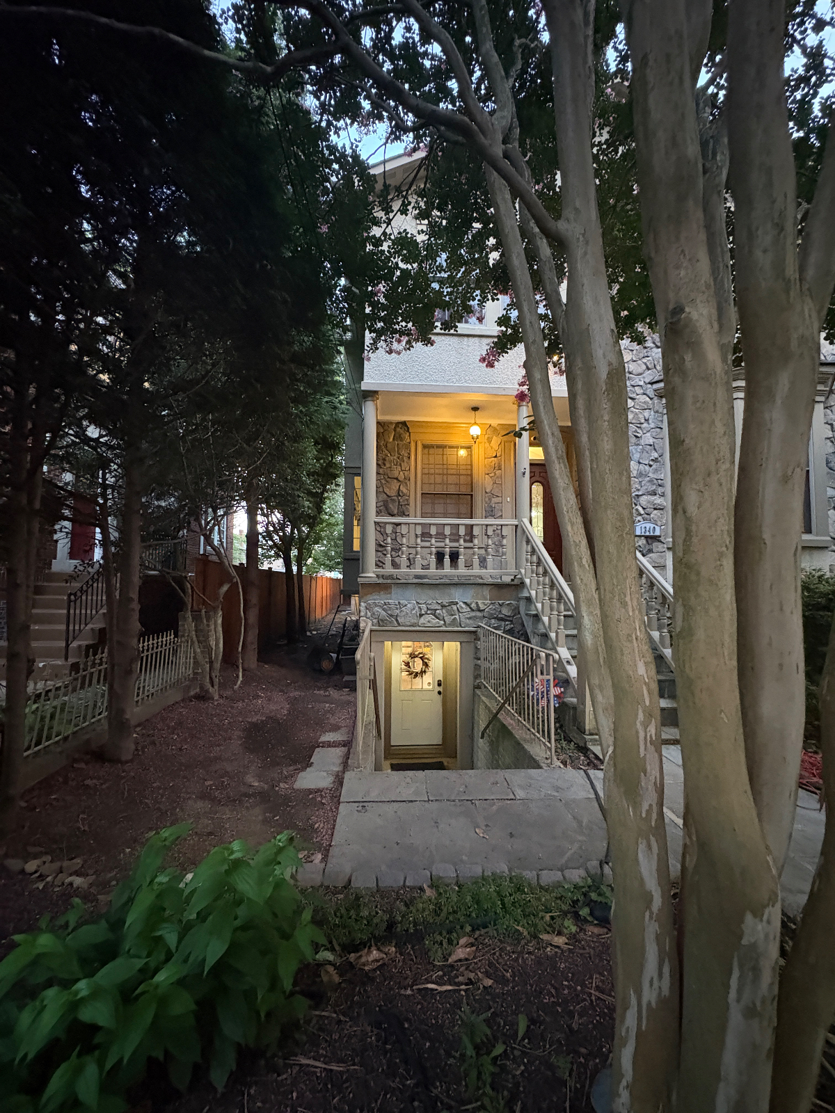 Gorgeous garden apartment near Rock Creek Park - Photo 2