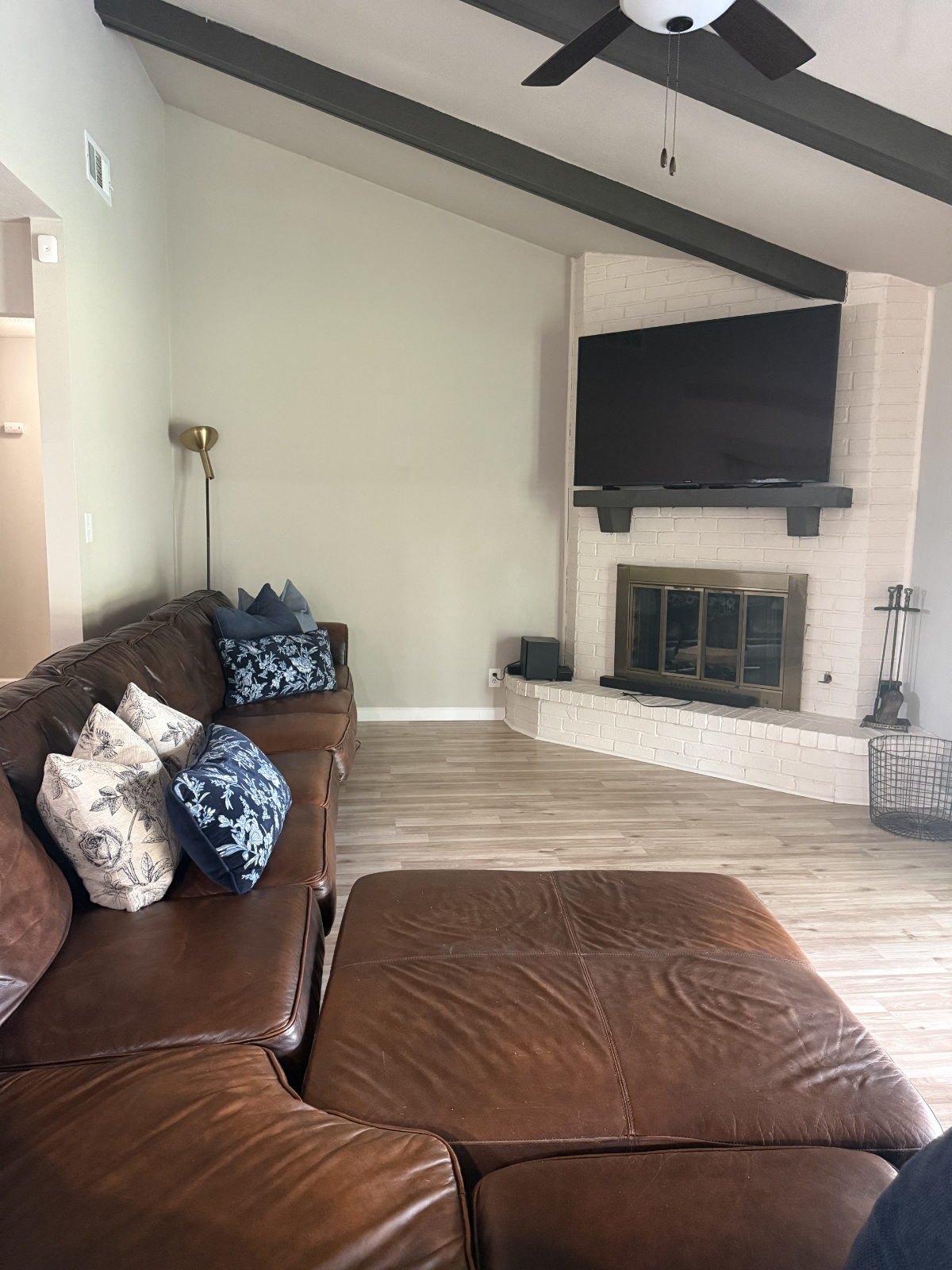 Modern Family Retreat | Pets Welcome - Photo 4