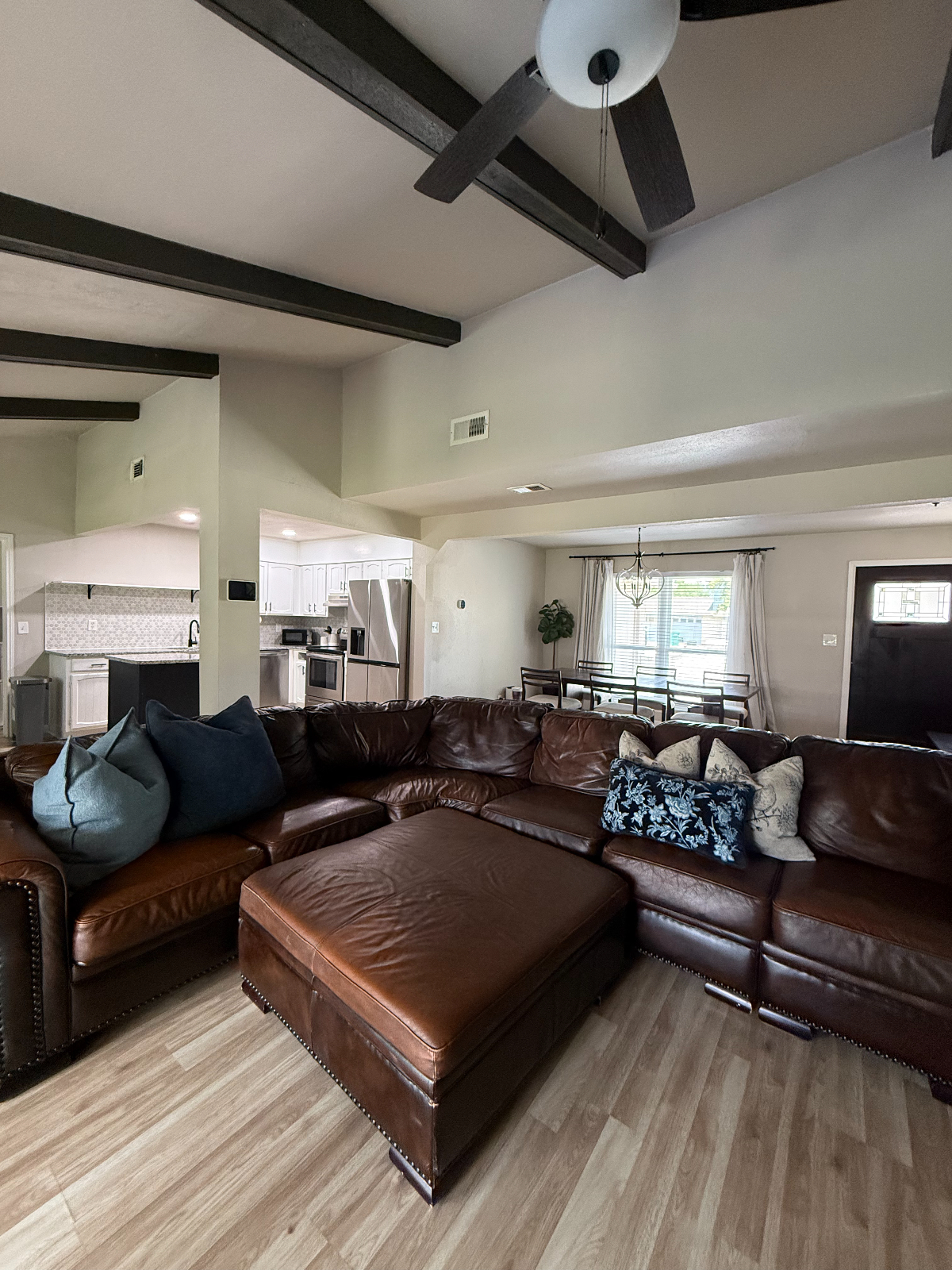 Modern Family Retreat | Pets Welcome - Photo 7
