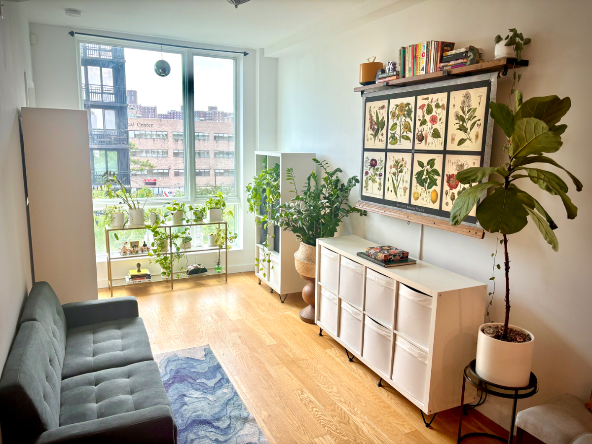1 bedroom plus loft with a private rooftop - Photo 2