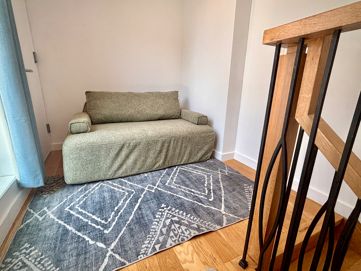 1 bedroom plus loft with a private rooftop - Photo 3