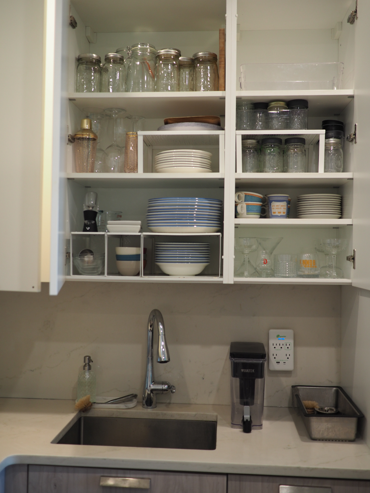 1 bedroom plus loft with a private rooftop - Photo 9