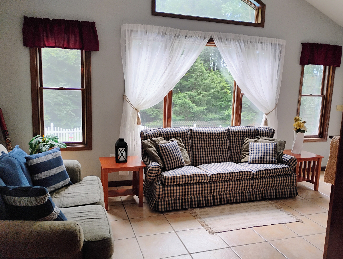 Furnished Saratoga Retreat | 5BR Cul-de-Sac Home | 9-10 Month Lease - Photo 5