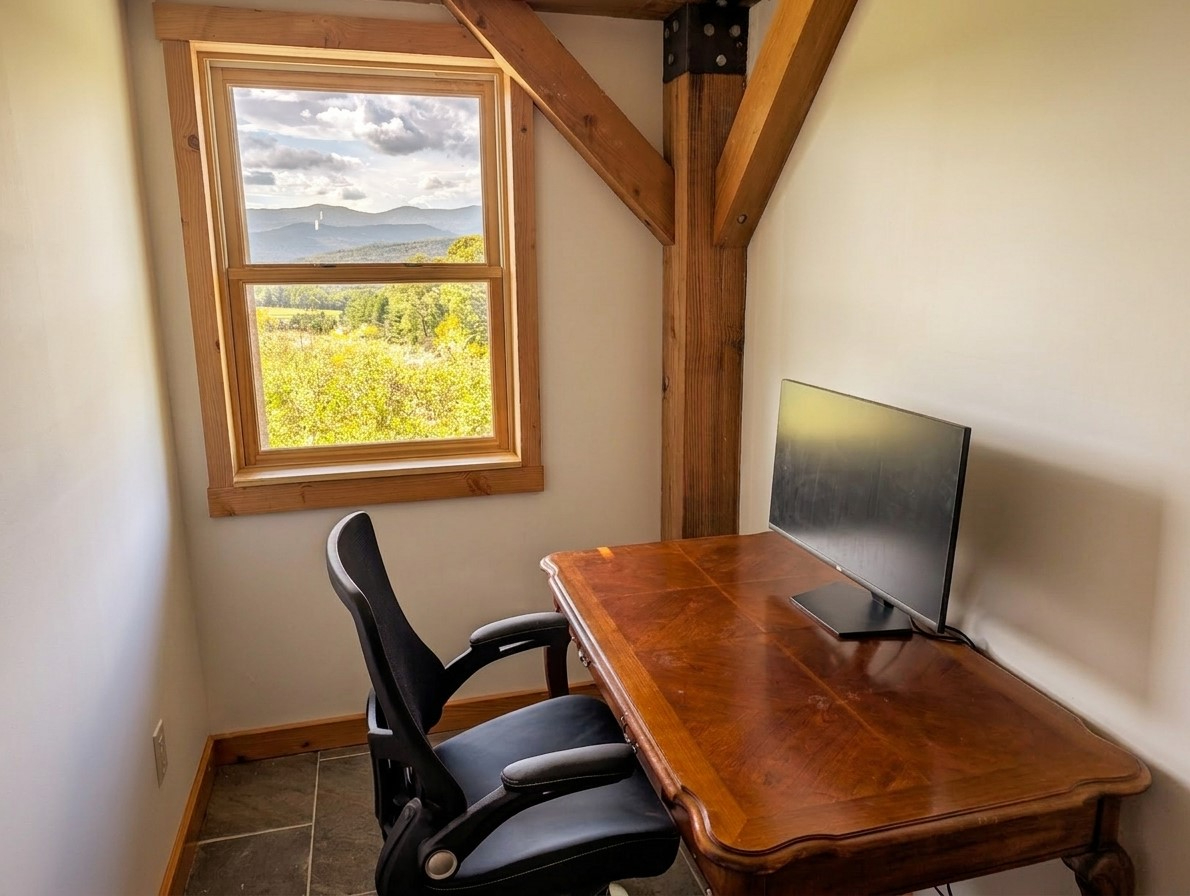Charming 1BR Apt with Views, Workspace & W/D - Photo 6