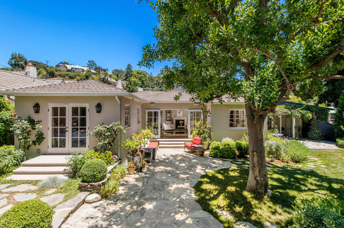 Beachwood: Your Elegant Creative Escape in Old Hollywood - Photo 3