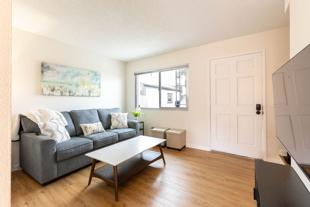 Pink Duplex in University Heights - Photo 1