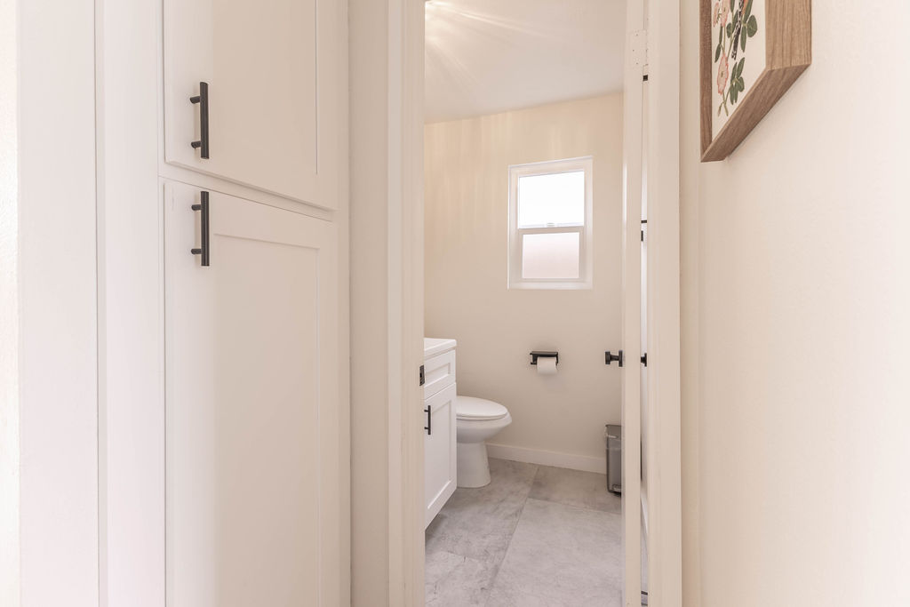 Pink Duplex in University Heights - Photo 6