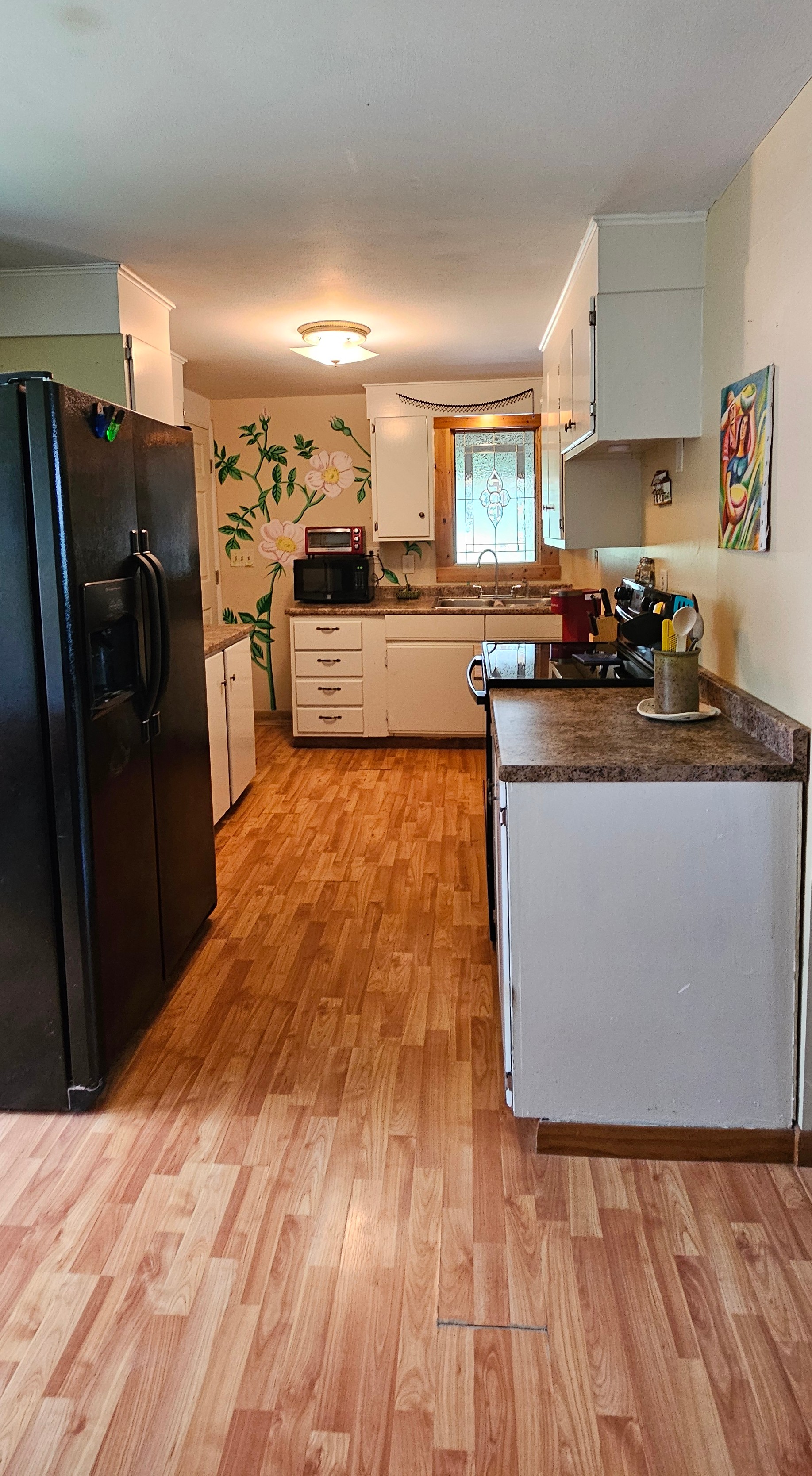 Fully Furnished 2-Bedroom Home with Attached Garage and Outdoor Space - Photo 6