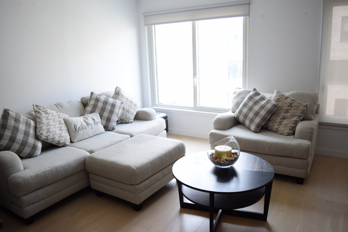 Premium All-Inclusive 1BR/1BA Luxury Sublet - Heart of Williamsburg (Doorman/Gym/W&D) - Photo 3