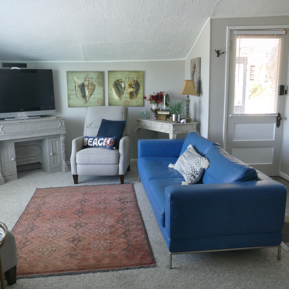 The Blue Bungalow on Puget Sound