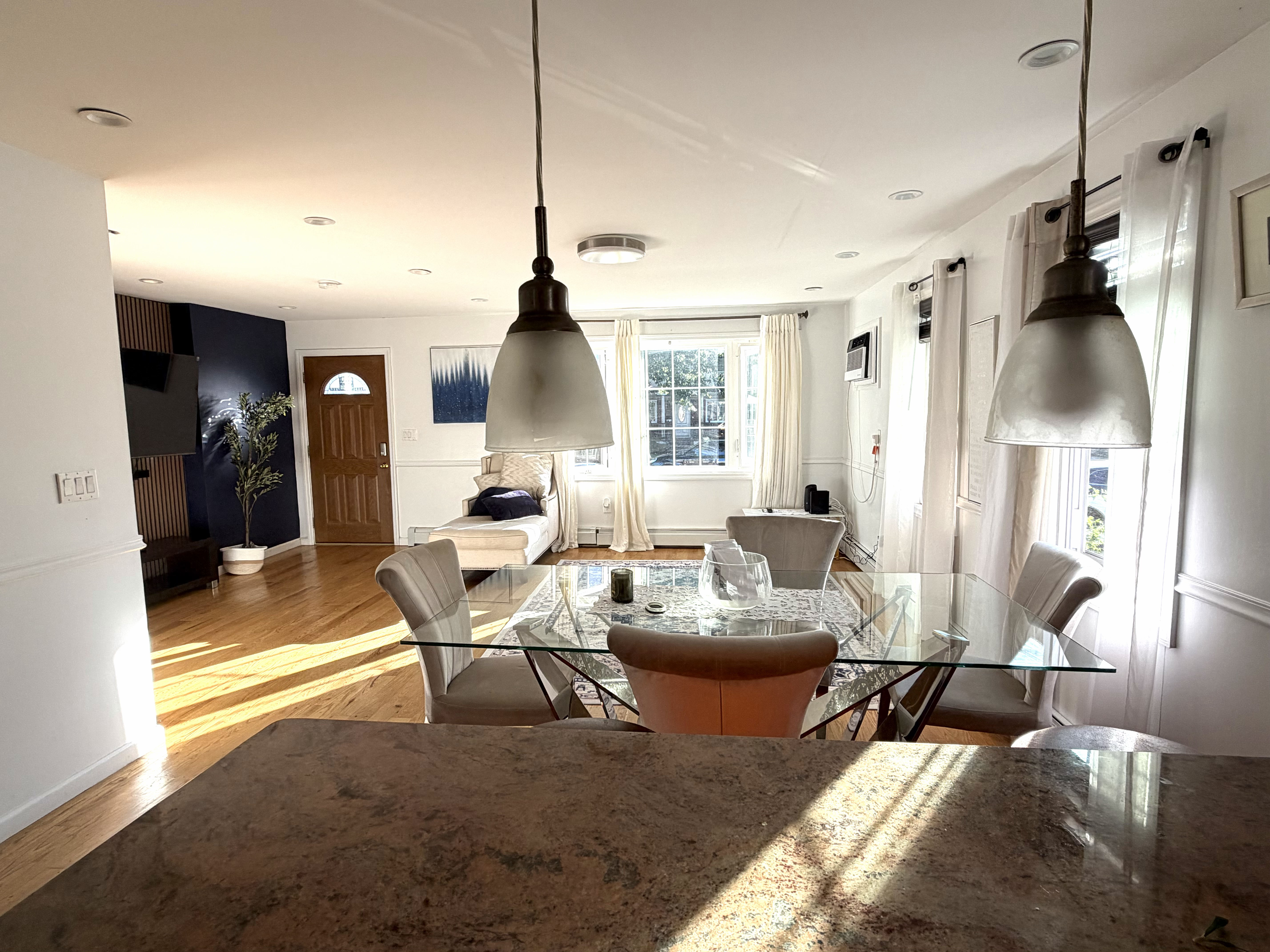Furnished 3 bedrooms 1st floor house apartment - Photo 5