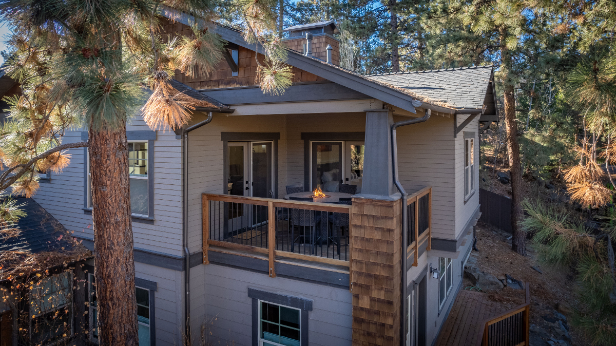 The Crossing House - Fully Furnished in the Heart of NWX - Bend's Best Neighborhood - Booking for Winter Available 12/1 - Photo 3