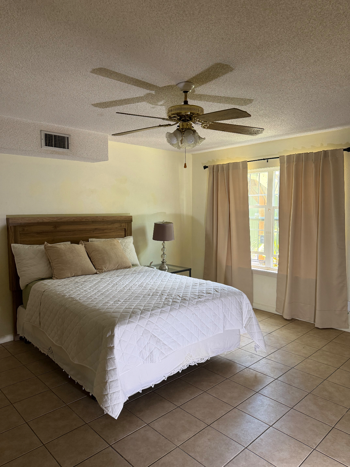 Spacious Furnished 2BR/2BA Apartment in McAllen - Photo 4