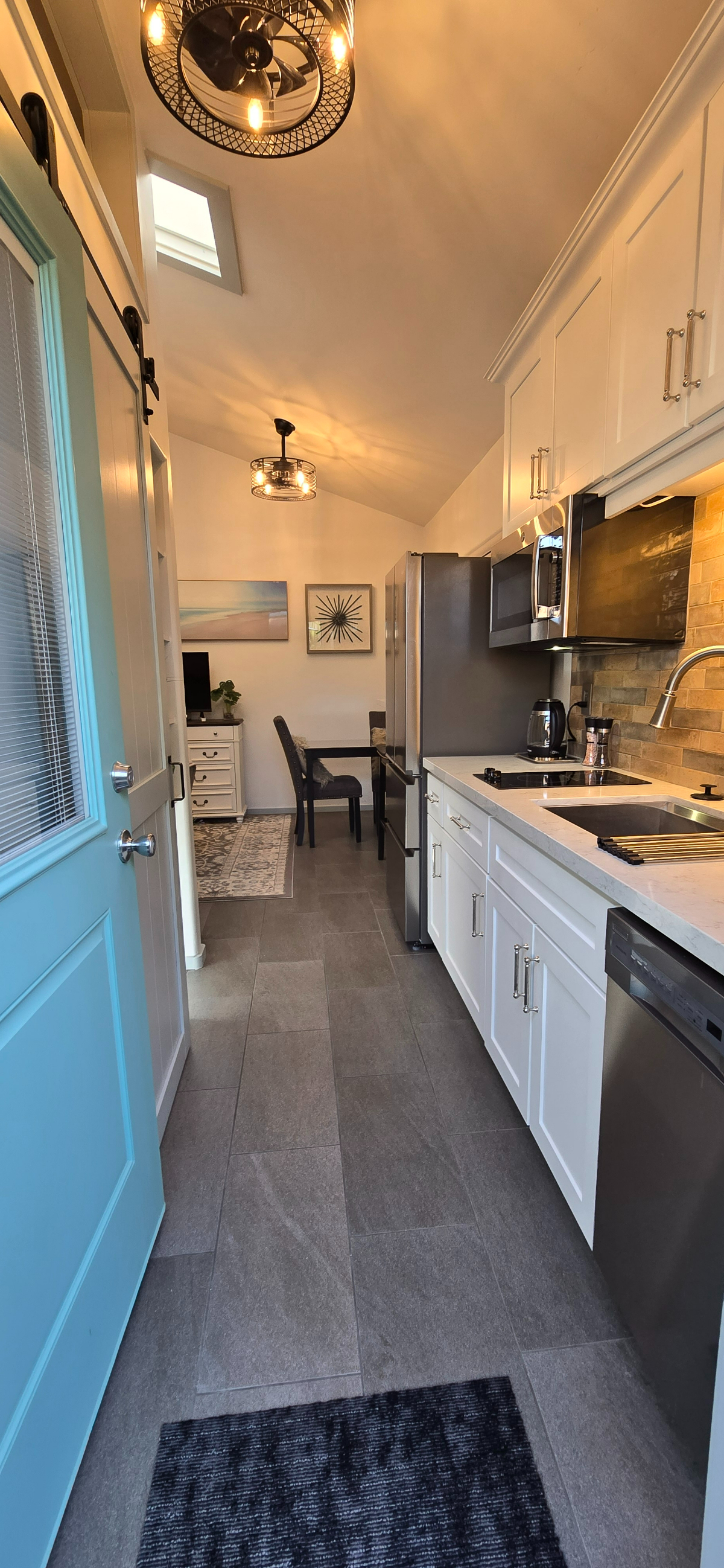Luxurious River Run Studio - Photo 2