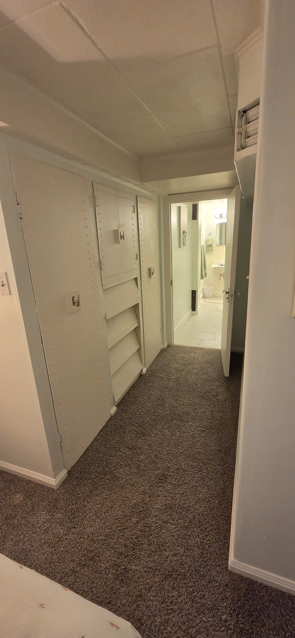 Modern Charm Basement Apartment- Separate Entrance - Photo 3