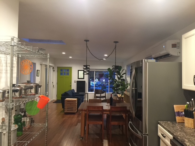 Modern open floor plan house within walking distance to hospital and Parks. - Photo 6