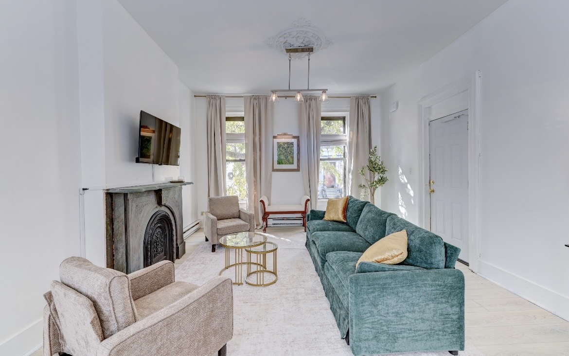 Stylish Downtown Albany Retreat | Furnished 1BR + 1.5 Baths + W/D - Photo 11