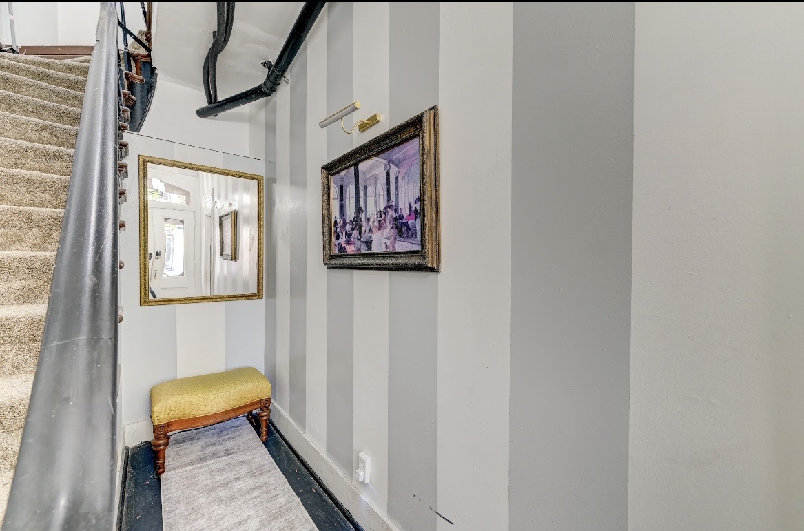 Stylish Downtown Albany Retreat | Furnished 1BR + 1.5 Baths + W/D - Photo 10
