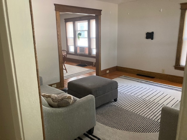 Convenient Two Bedroom apartment - Photo 5