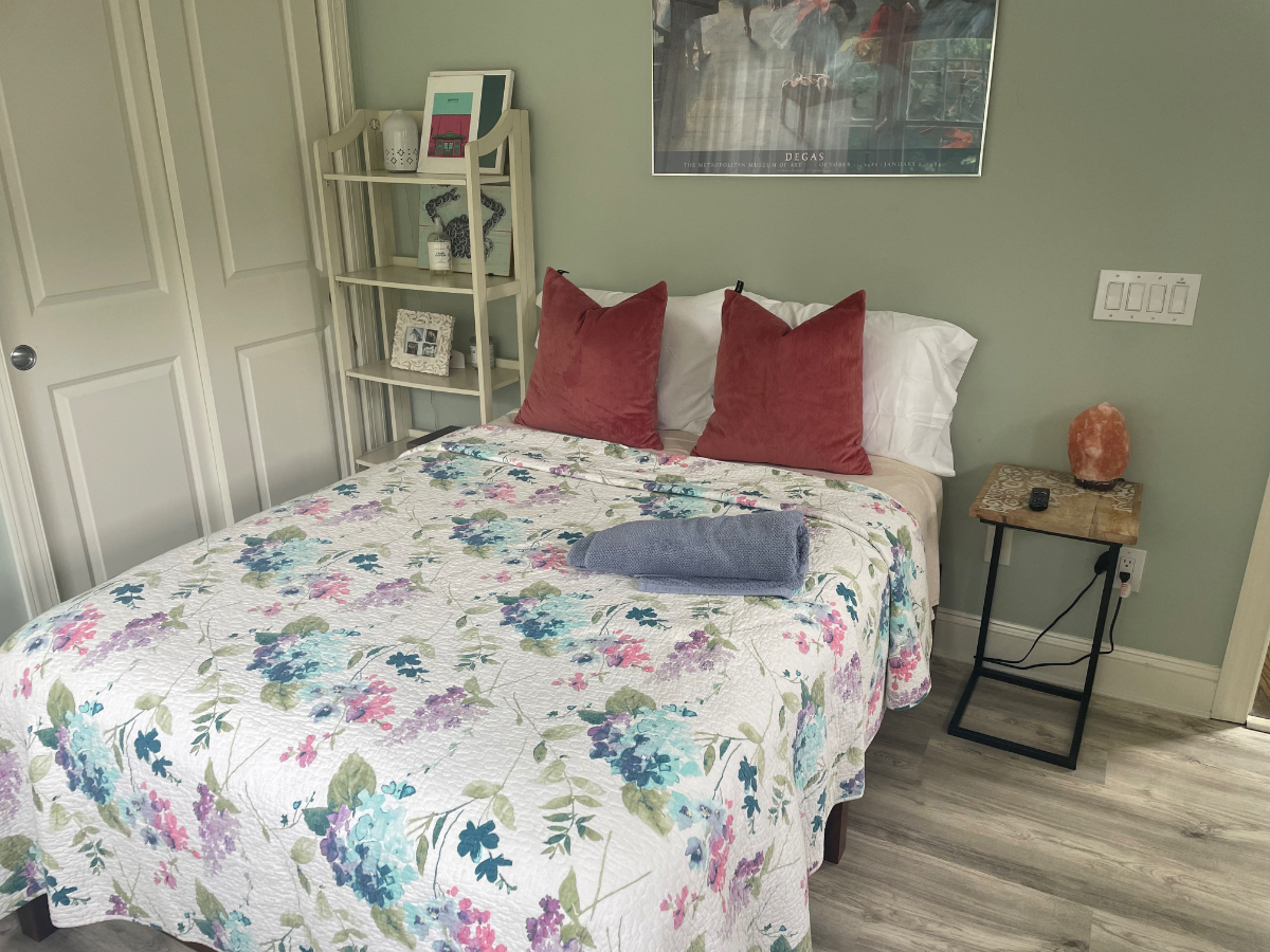 Hampton Country Home - Photo 4