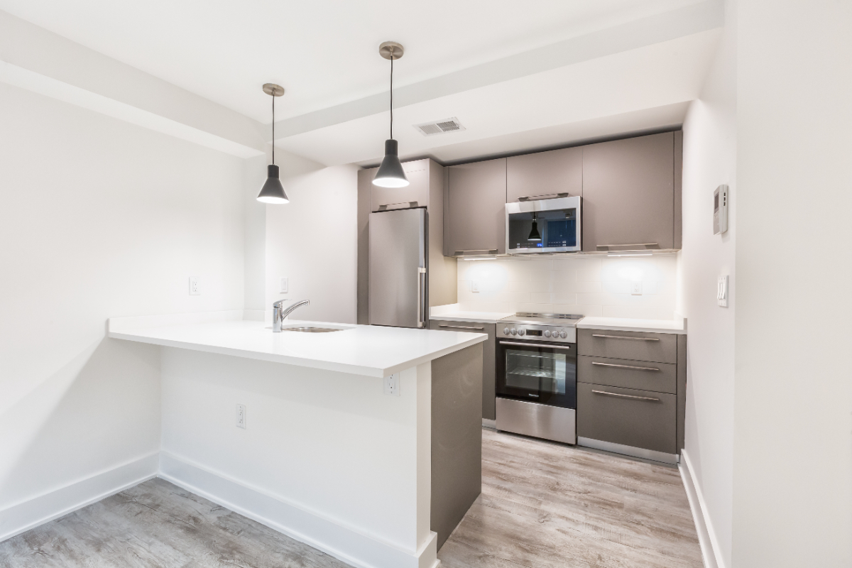 Live Like a Local in DC | Fully Furnished 2BR/2BA Near Capitol Hill & Navy Yard - Photo 5