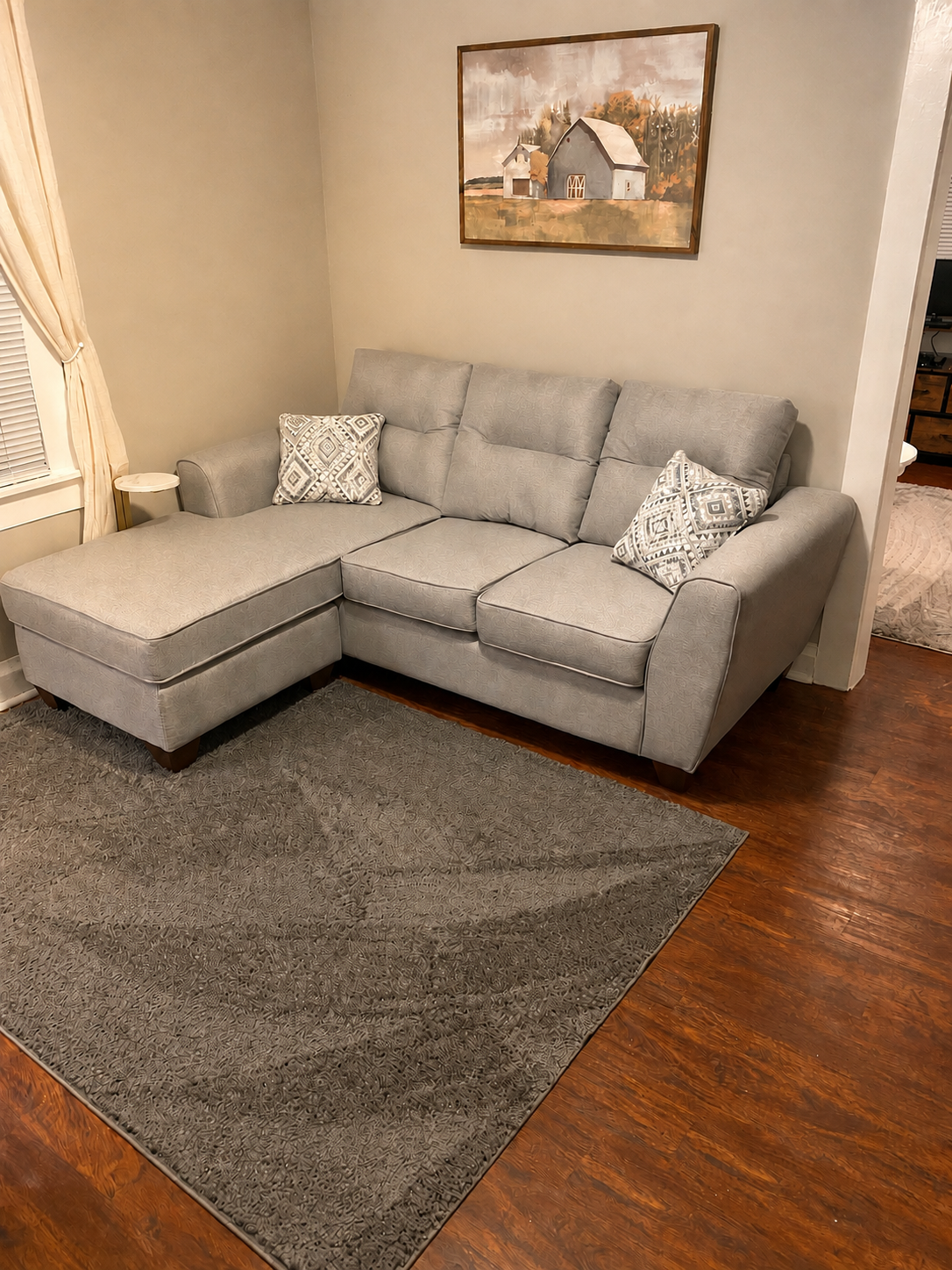 Cozy Pet-Friendly Apartment Near Hospitals - Utilities & Laundry Included - Photo 3