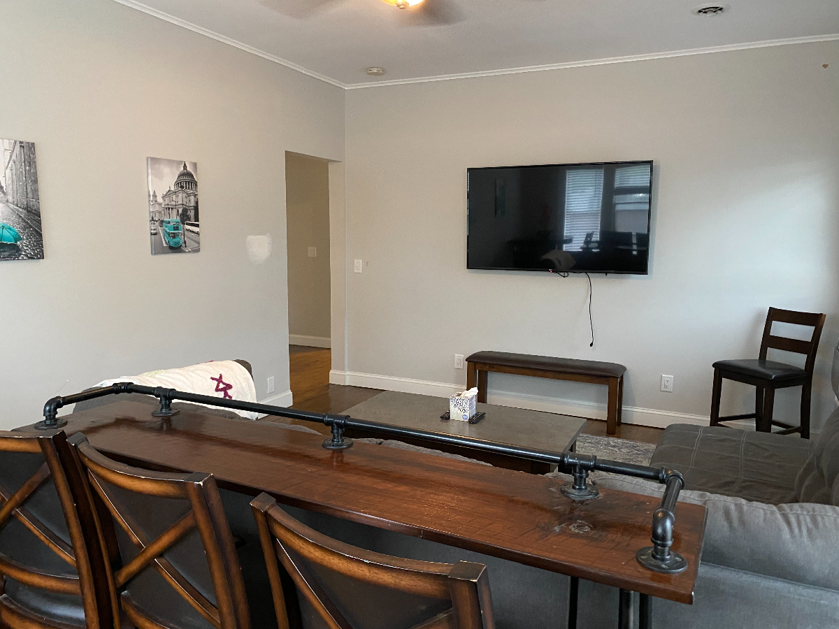 1st Class Rentals at Chestnut Street - "Love Where You Live" - Photo 7