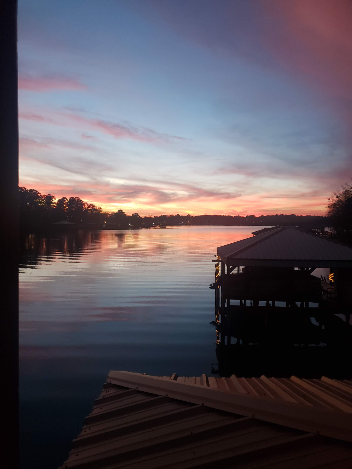 Tranquil 2b/2b lakefront home family friendly neighborhood - Photo 3