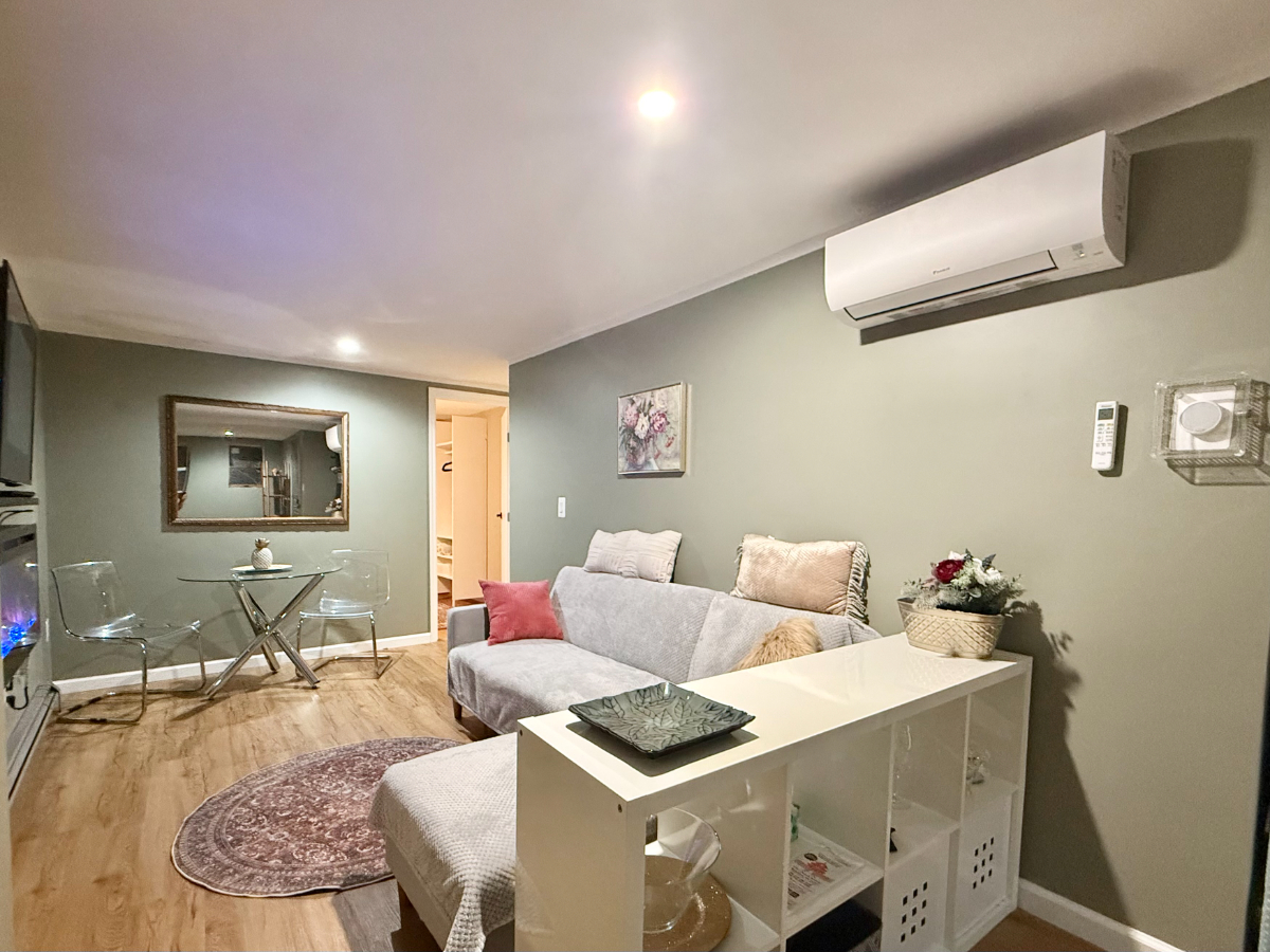 Modern Furnished 1-Bedroom Apartment. Ideal for Travelers Students & Short-Term Stays - Photo 2