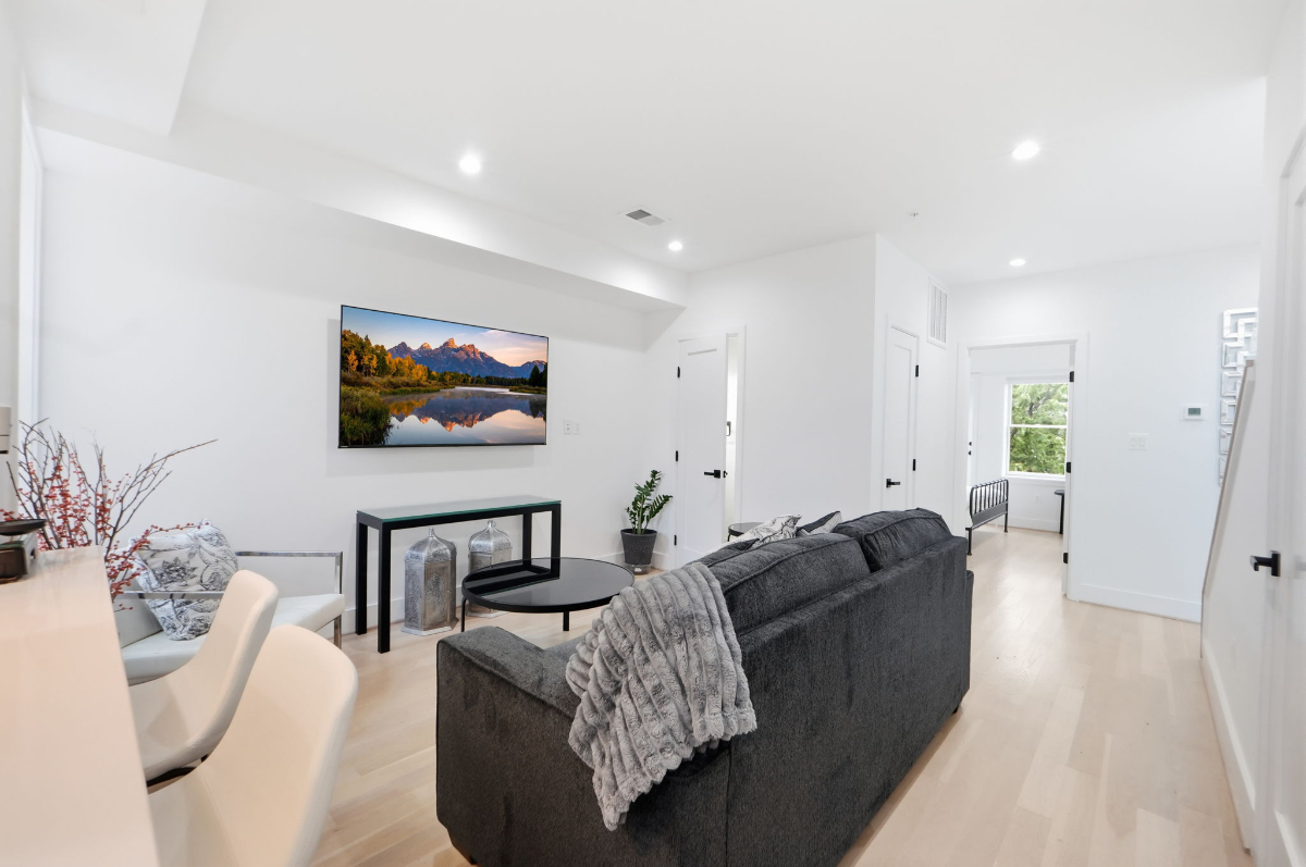 Furnished 1BR with Private Rooftop in Dupont Circle - Photo 12