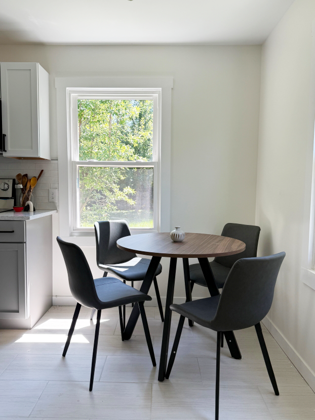 Newly Renovated, Charming and Peaceful 3-Bedroom Furnished Home Near Major Cincinnati Medical Center - Photo 11