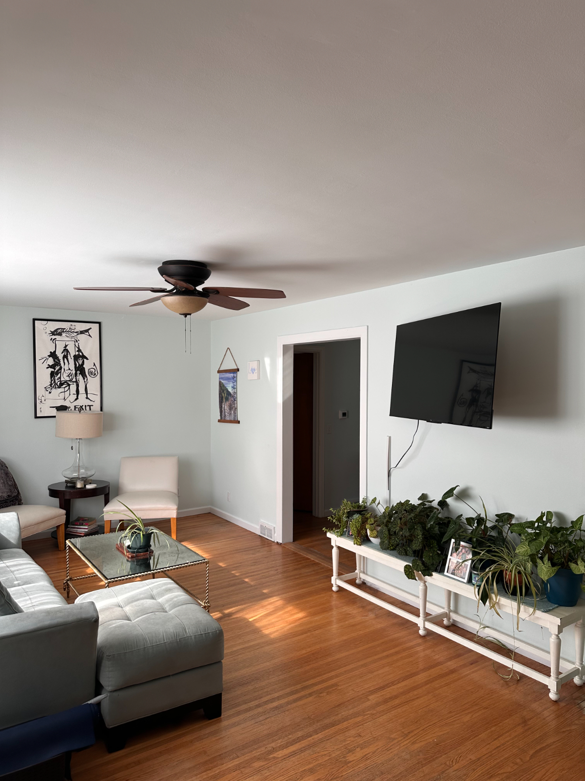 Private Furnished Queen Bedroom | 5 Min to Lake Ontario | Utilities Included - Photo 5
