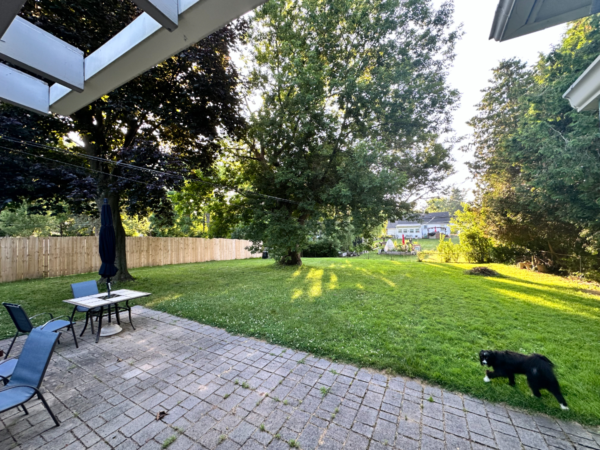 Private Furnished Queen Bedroom | 5 Min to Lake Ontario | Utilities Included - Photo 12