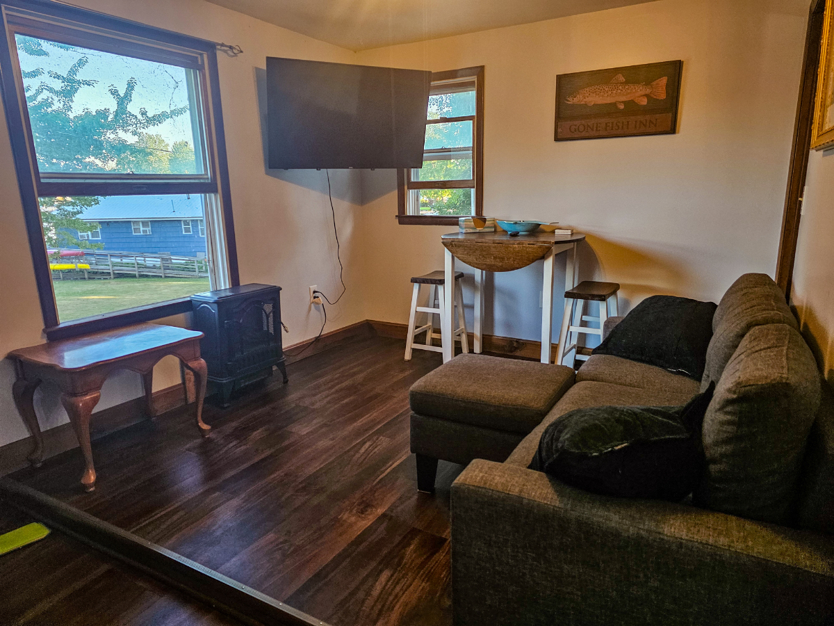 Cozy Lakeview apartment on a quit street! - Photo 6