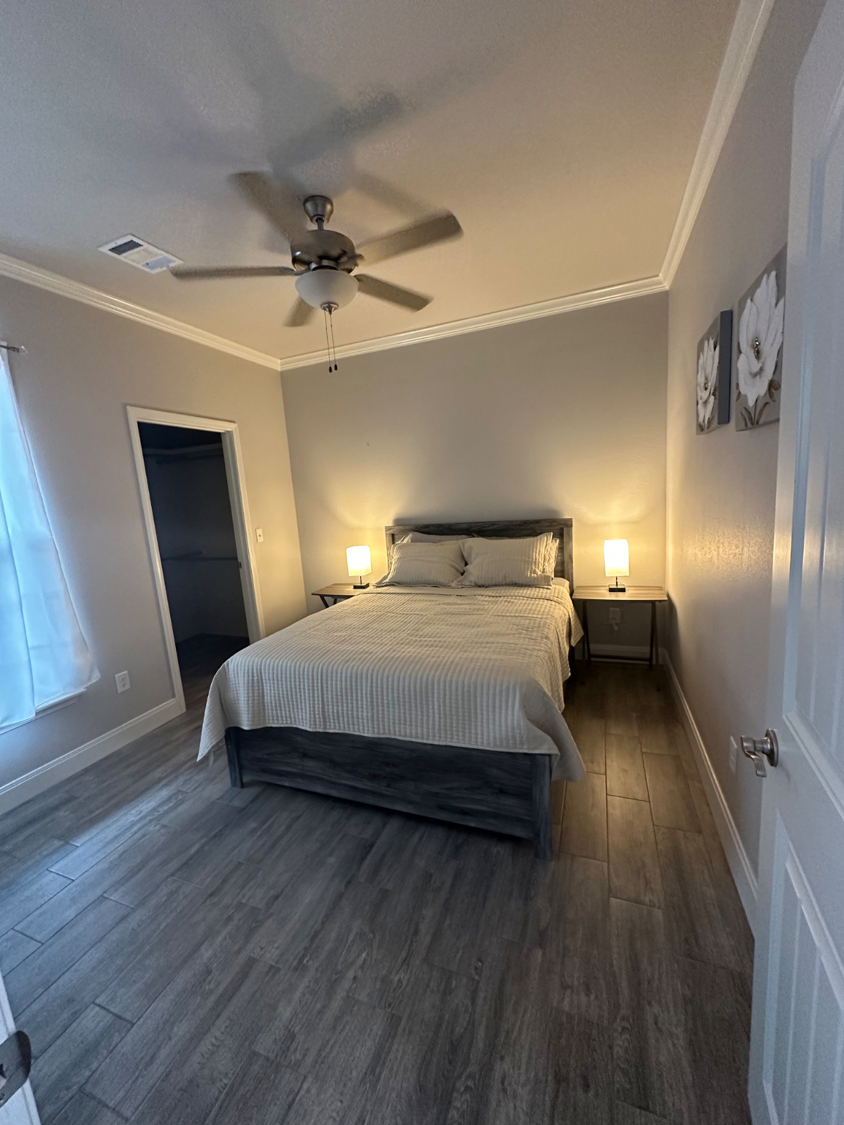 Brand new! Fully Furnished! - Photo 6