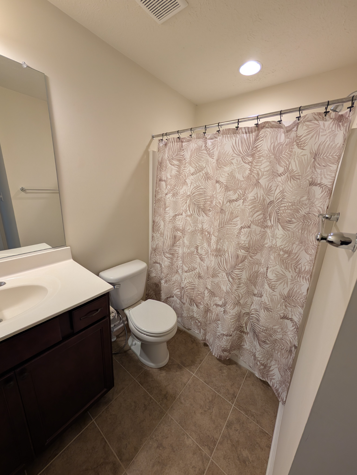 The Ultimate Travel Nurse Retreat: Upscale Suncrest Village Townhome Living Minutes from WVU and Mon - Photo 6