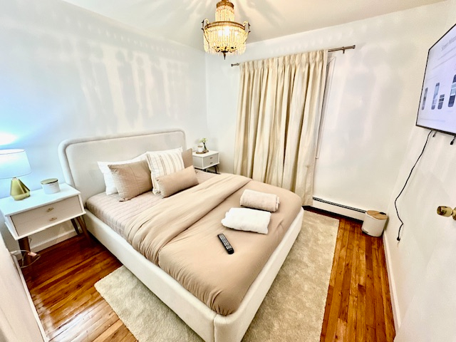 Luxury Waterfront Retreat - Photo 9