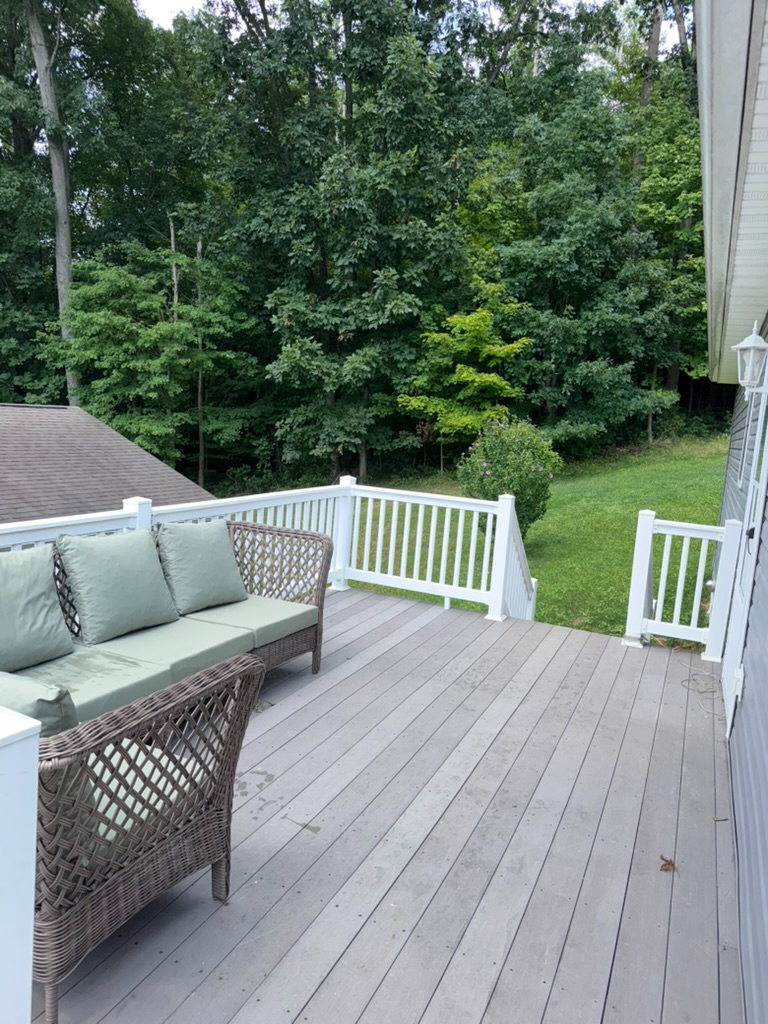Charming 3BR Ranch with Spacious Deck Near Hospitals - Photo 8