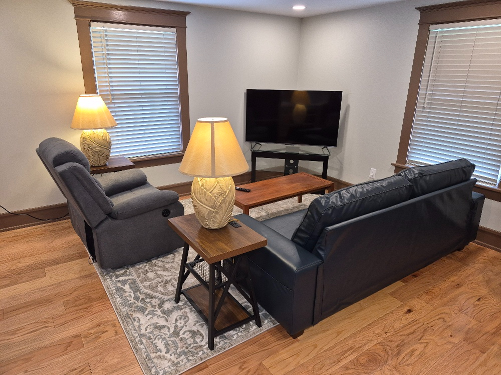 Brand-New Premium Furnished 1BR | Quiet Professional Setting | All Utilities + Wi-Fi - Photo 8