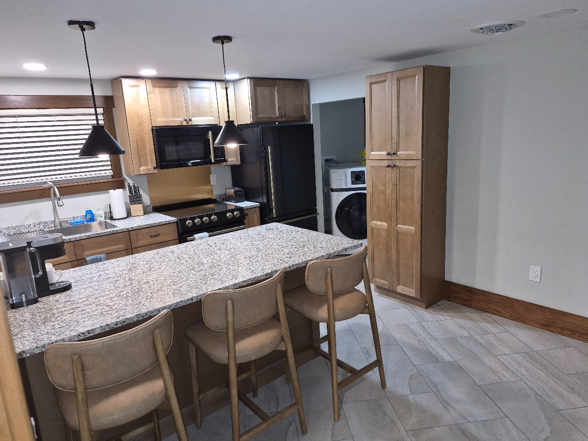 Brand-New Premium Furnished 1BR | Quiet Professional Setting | All Utilities + Wi-Fi - Photo 1