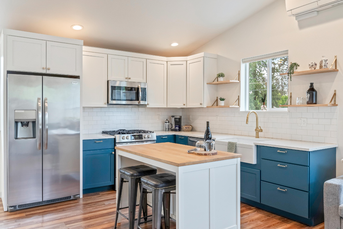 Bend Urban Nest / 1 bed, 1 bath ADU in amazing area! - Photo 3
