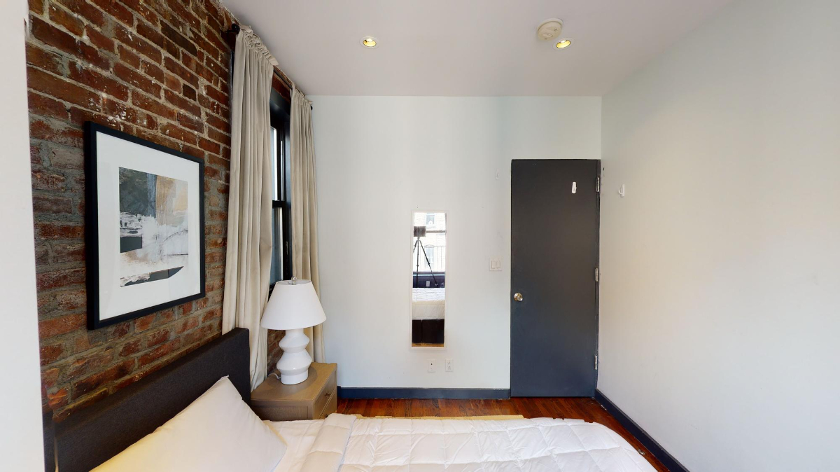 Private Bedroom in Upper East Side 157 A - Photo 4