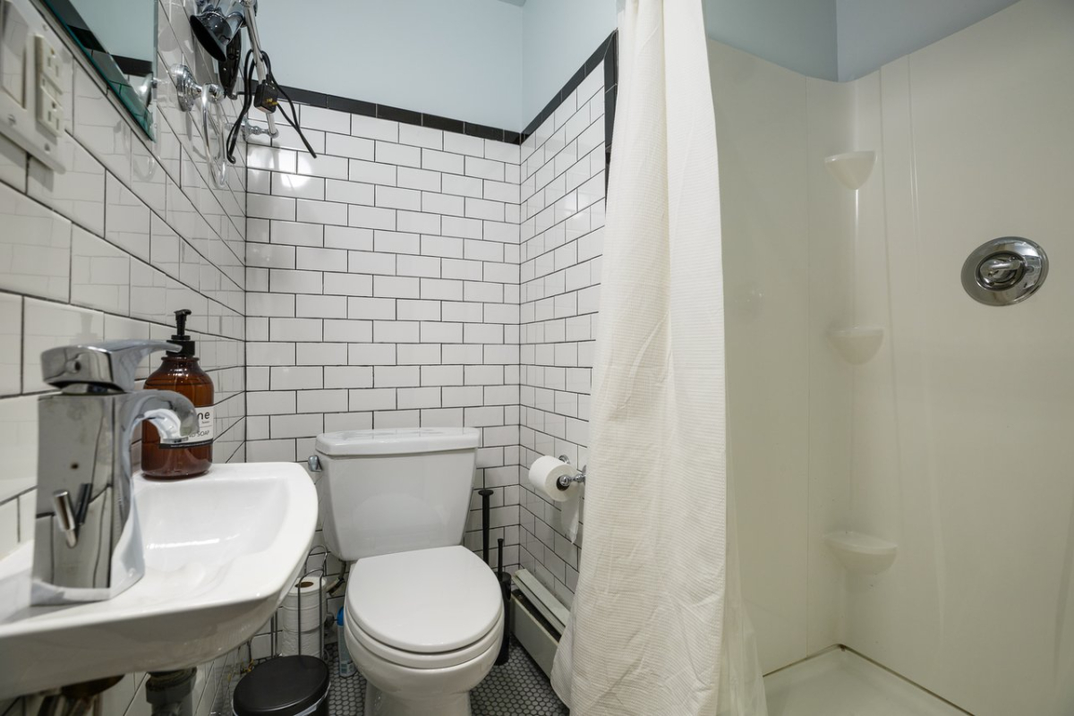 Private Bedroom in Upper East Side 157 A - Photo 7