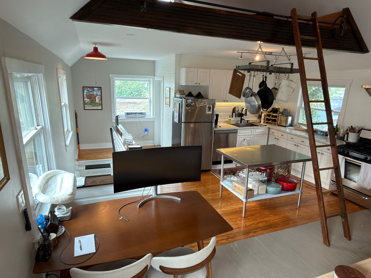 Private Carriage House - Photo 6