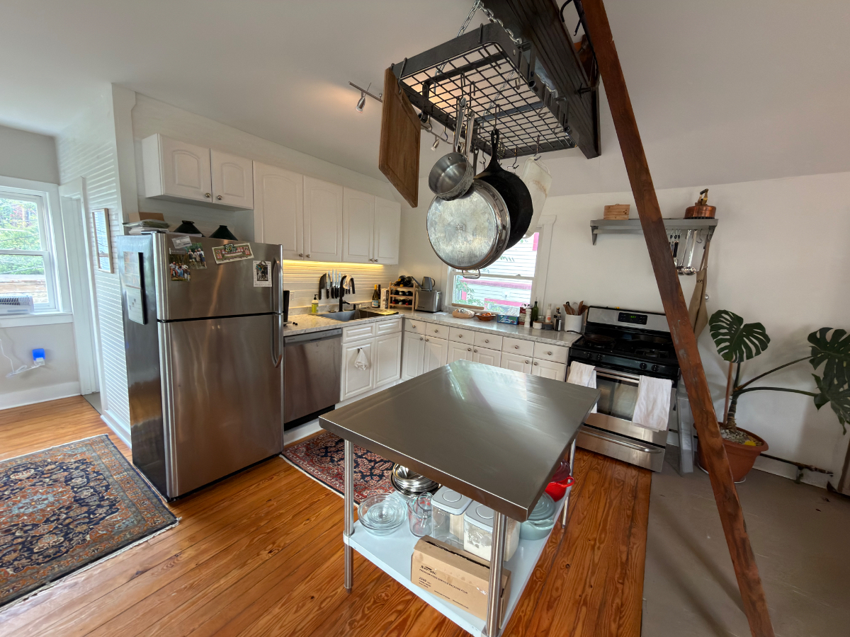Private Carriage House - Photo 7