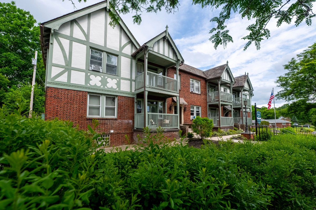 Entire serviced apartment in Syracuse, New York - Photo 9